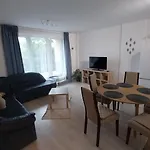 117 Family Apartment 3 Near By Heroes Square With Free Garage