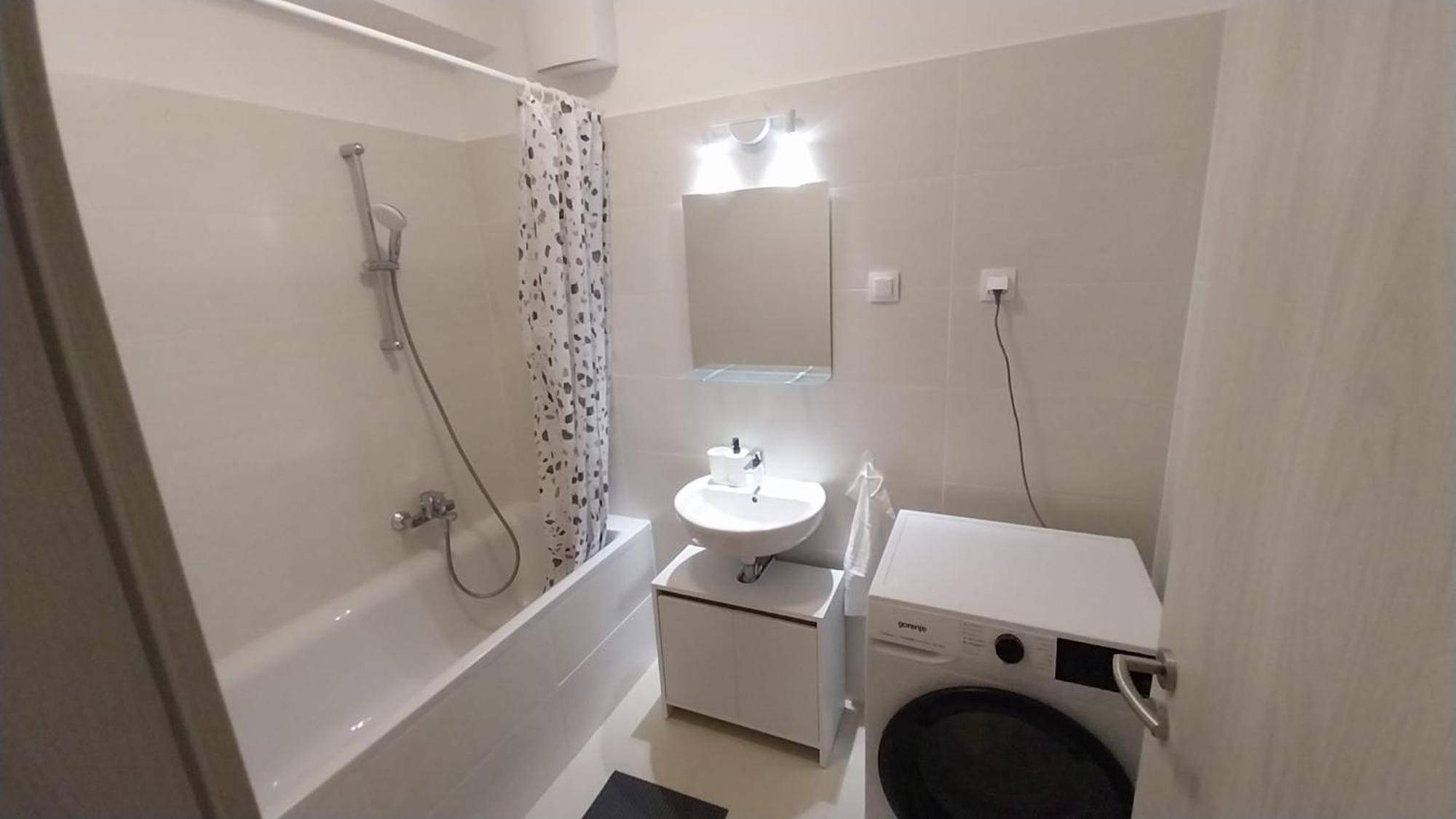 Apartment 117 Family 3 Near By Heroes Square With Free Garage *